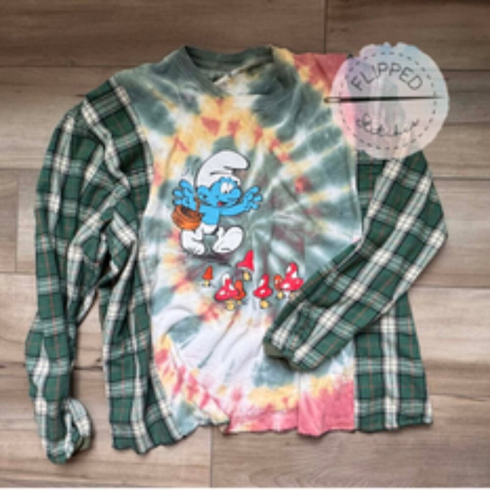 Upcycled Smurfs - Flipped Stitches - Crew neck